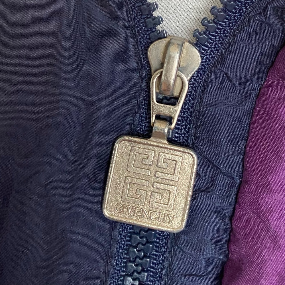 Givenchy silk track jacket vintage. Size medium - Picture 2 of 16